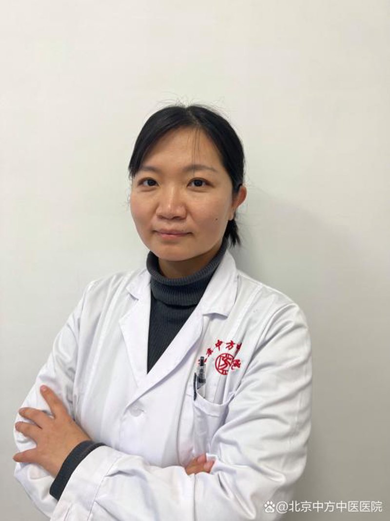 云朵与梦想：艾杨李欢在云端上的创新之旅